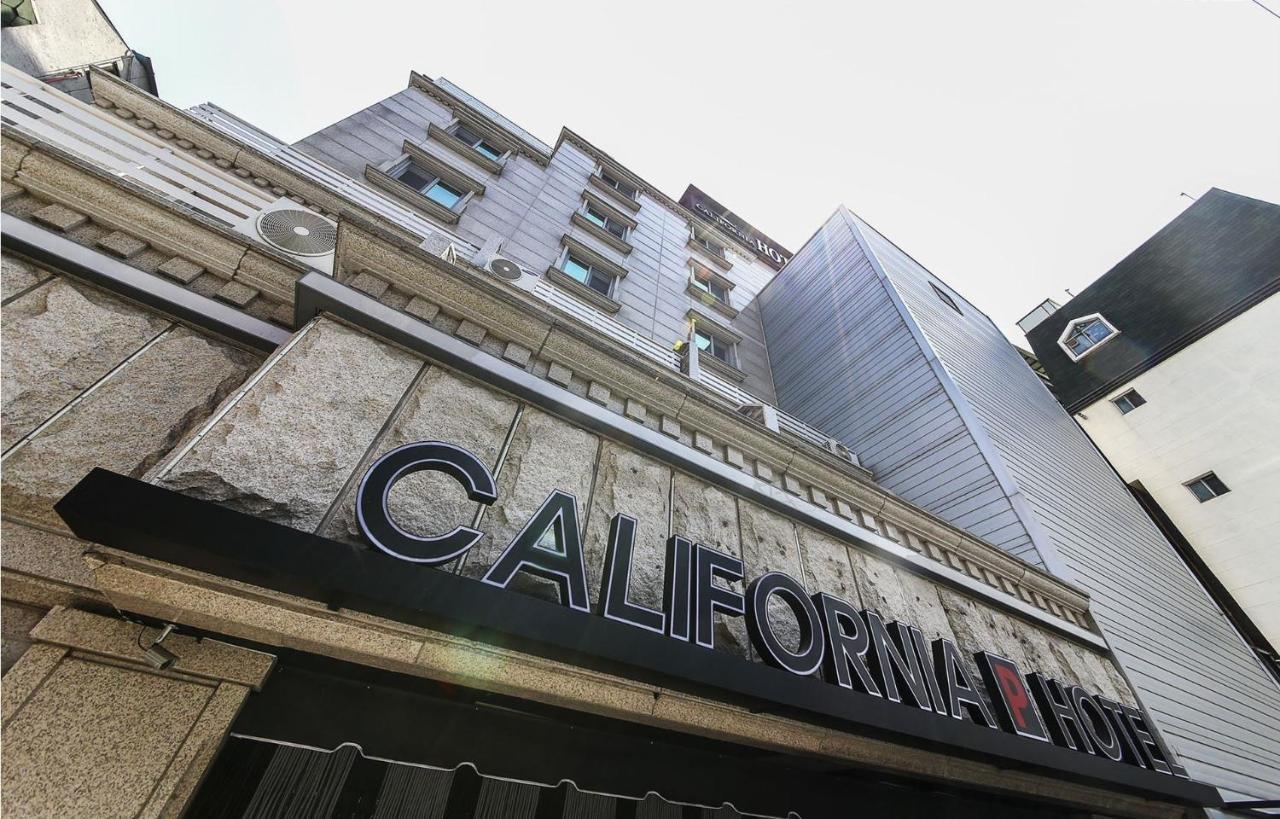 California Hotel Guri Exterior foto